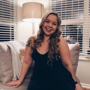 Meet your Posher, Jacia